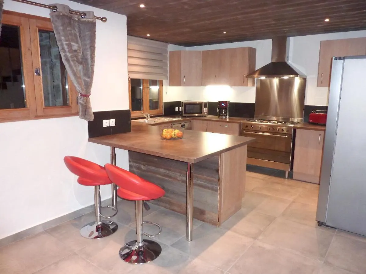 Chalet Cosy A Champagny En Vanoise Avec Sauna Et Vue Montagne La Plagne